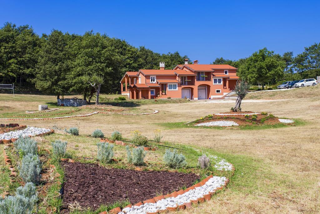 Apartments Matelici Divsici Екстер'єр фото