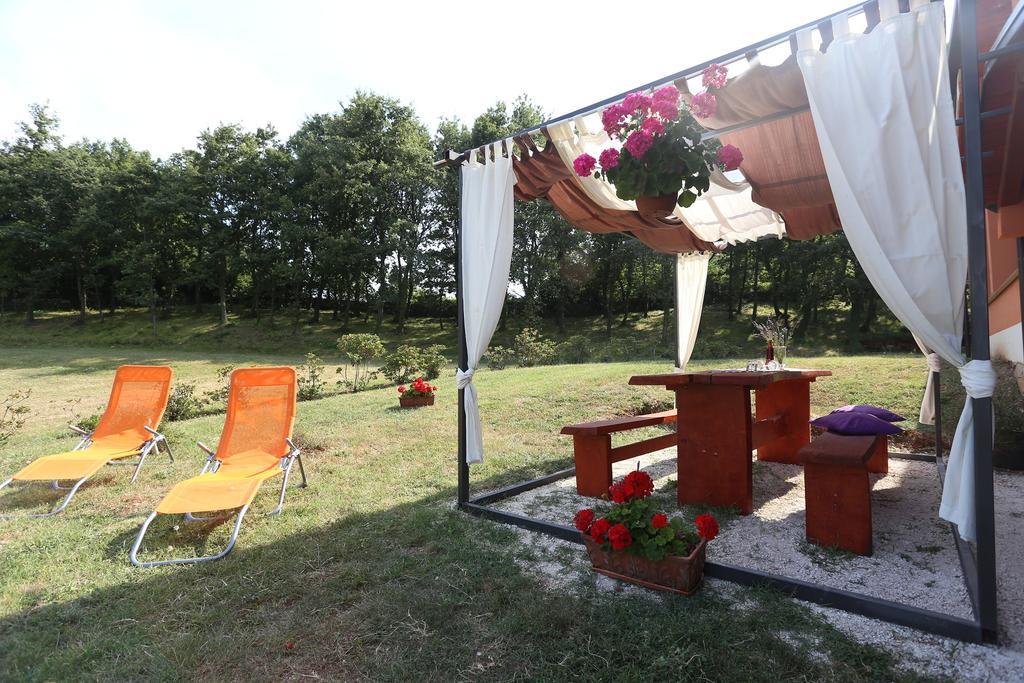 Apartments Matelici Divsici Екстер'єр фото