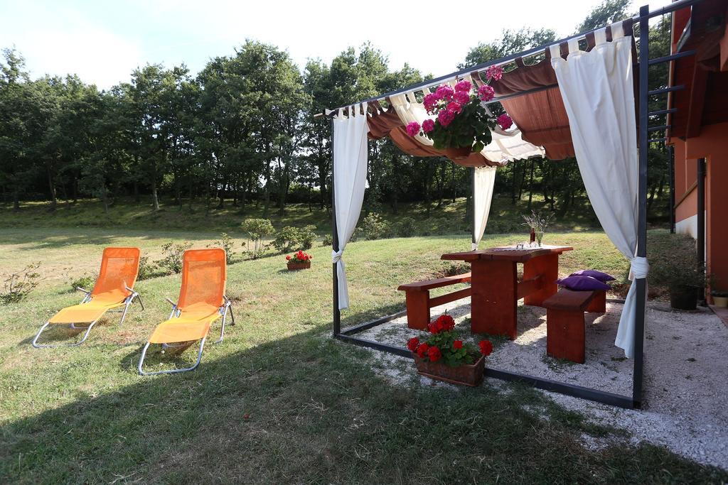 Apartments Matelici Divsici Екстер'єр фото
