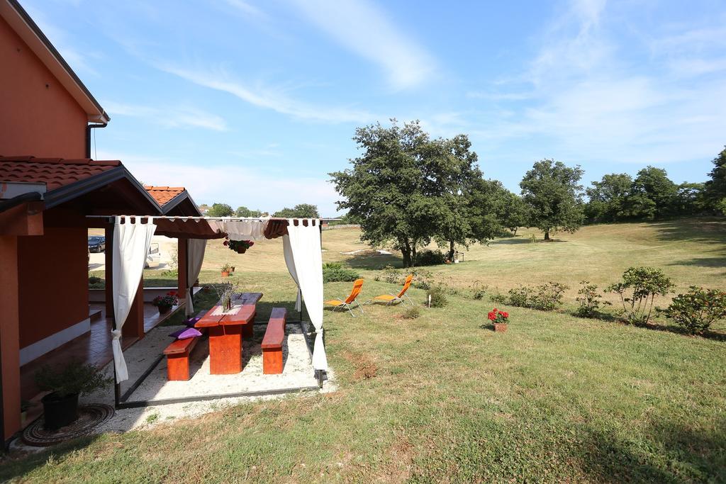 Apartments Matelici Divsici Екстер'єр фото